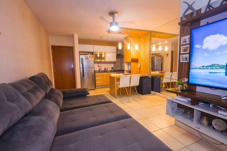 Sala de apartamento para alugar com 3 quartos, 70m² em Parque Oeste Industrial, Goiânia