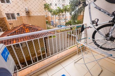 Sacada de apartamento para alugar com 3 quartos, 70m² em Parque Oeste Industrial, Goiânia