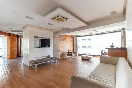 Apartamento à venda com 3 quartos, 245m² em Jardim Paulista, São Paulo