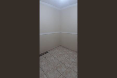 Quarto de casa para alugar com 2 quartos, 70m² em Bento Ribeiro, Rio de Janeiro