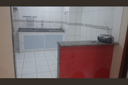 Cozinha de casa para alugar com 2 quartos, 70m² em Bento Ribeiro, Rio de Janeiro