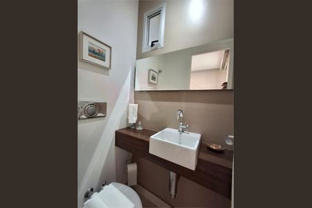 Apartamento à venda com 70m², 2 quartos e 2 vagas