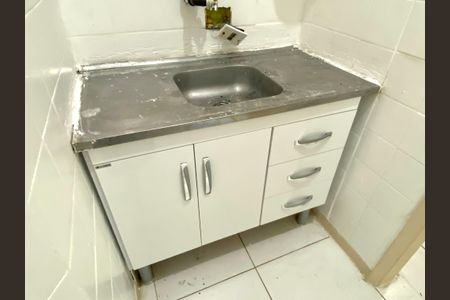 Apartamento para alugar com 42m², 1 quarto e sem vaga Apartamento para alugar com 42m², 1 quarto e sem vagaCozinha - Armários