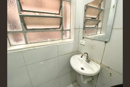 Apartamento para alugar com 42m², 1 quarto e sem vaga Apartamento para alugar com 42m², 1 quarto e sem vagaBanheiro