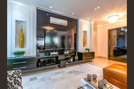 Apartamento à venda com 4 quartos, 335m² em Jardim Analia Franco, São Paulo