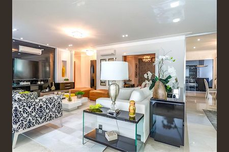 Apartamento à venda com 4 quartos, 335m² em Jardim Analia Franco, São Paulo