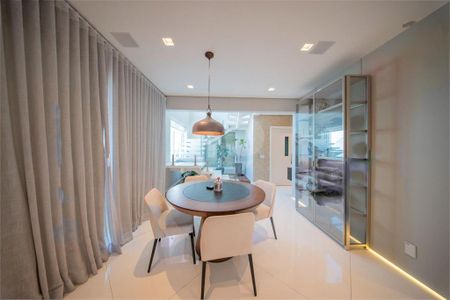 Apartamento à venda com 5 quartos, 466m² em Jardim Analia Franco, São Paulo