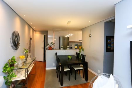 Sala  de apartamento à venda com 3 quartos, 64m² em Vila Morse, São Paulo