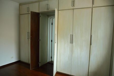 Suíte  de casa para alugar com 3 quartos, 180m² em Nova Petrópolis, São Bernardo do Campo