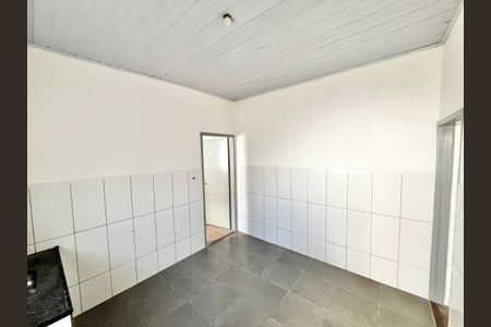 Cozinha de casa para alugar com 1 quarto, 60m² em Vila Dom Pedro Ii, São Paulo