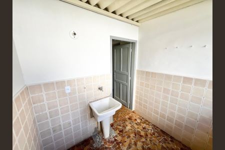 Casa para alugar com 60m², 1 quarto e sem vaga Casa para alugar com 60m², 1 quarto e sem vagaÁrea de Serviço