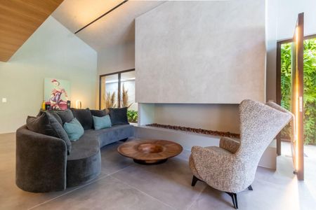 Casa de Condomínio à venda com 3 quartos, 860m² em Chácara Monte Alegre, São Paulo