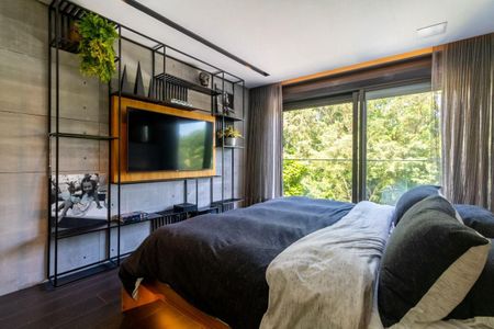 Casa de condomínio à venda com 860m², 3 quartos e 3 vagas