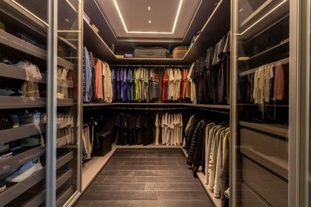 Casa de Condomínio à venda com 3 quartos, 860m² em Chácara Monte Alegre, São Paulo