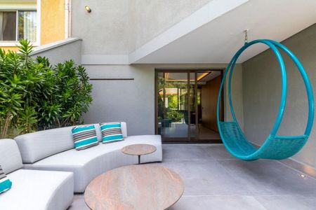 Casa de condomínio à venda com 860m², 3 quartos e 3 vagas