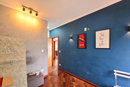 Casa à venda com 300m², 4 quartos e 4 vagas Casa à venda com 300m², 4 quartos e 4 vagasSuíte 2