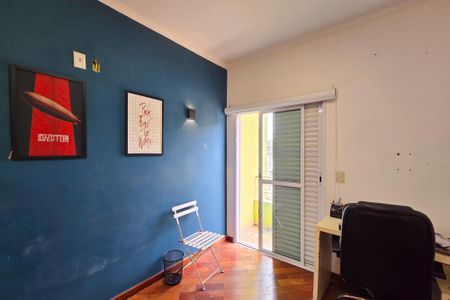 Casa à venda com 300m², 4 quartos e 4 vagas Casa à venda com 300m², 4 quartos e 4 vagasSuíte 2