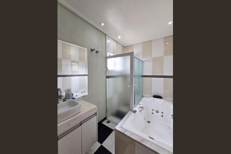 Casa à venda com 300m², 4 quartos e 4 vagas Casa à venda com 300m², 4 quartos e 4 vagasBanheiro - Suíte 1