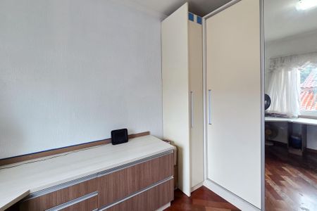 Casa à venda com 300m², 4 quartos e 4 vagas Casa à venda com 300m², 4 quartos e 4 vagasEscritório