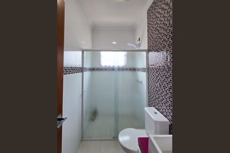 Casa à venda com 300m², 4 quartos e 4 vagas Casa à venda com 300m², 4 quartos e 4 vagasBanheiro Social 1