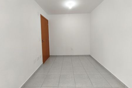 Sala de apartamento para alugar com 2 quartos, 40m² em Jardim Esmeraldina, Campinas