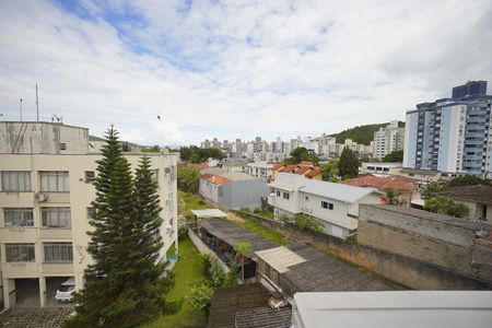 Quarto - vista de apartamento para alugar com 1 quarto, 30m² em Itacorubi, Florianópolis