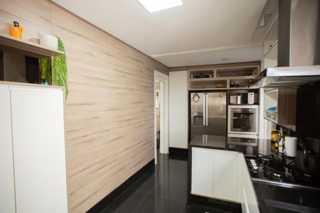 Apartamento à venda com 204m², 3 quartos e 3 vagas Apartamento à venda com 204m², 3 quartos e 3 vagasCOZINHA