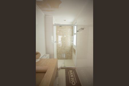 Apartamento à venda com 204m², 3 quartos e 3 vagas Apartamento à venda com 204m², 3 quartos e 3 vagasBANHEIRO DA SUÍTE 2