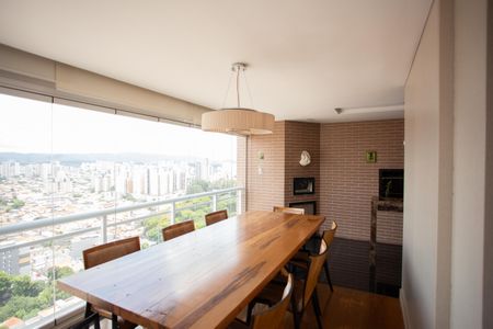 Apartamento à venda com 204m², 3 quartos e 3 vagas Apartamento à venda com 204m², 3 quartos e 3 vagasVARANDA DA SALA