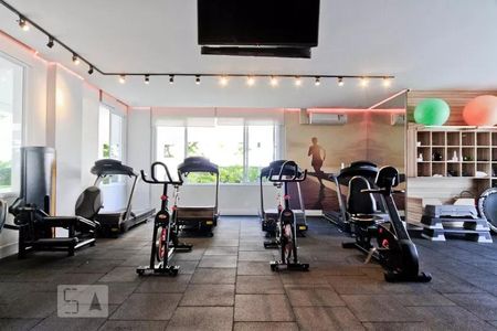 Apartamento à venda com 204m², 3 quartos e 3 vagas Apartamento à venda com 204m², 3 quartos e 3 vagasÁREA COMUM