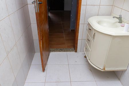 Casa para alugar com 130m², 3 quartos e 2 vagas Casa para alugar com 130m², 3 quartos e 2 vagasBanheiro