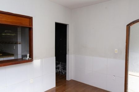 Casa para alugar com 130m², 3 quartos e 2 vagas Casa para alugar com 130m², 3 quartos e 2 vagasSala