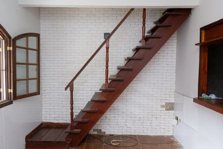 Casa para alugar com 130m², 3 quartos e 2 vagas Casa para alugar com 130m², 3 quartos e 2 vagasSala