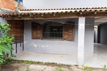 Casa para alugar com 130m², 3 quartos e 2 vagas Casa para alugar com 130m², 3 quartos e 2 vagasVaranda
