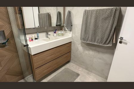 Casa à venda com 360m², 2 quartos e 2 vagas