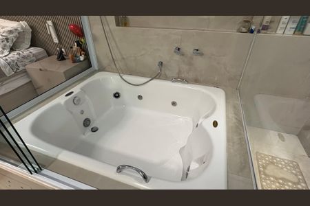 Casa à venda com 360m², 2 quartos e 2 vagas