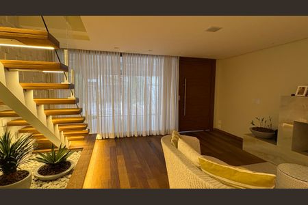 Casa à venda com 360m², 2 quartos e 2 vagas