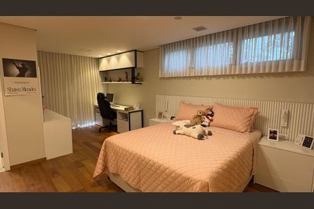 Casa à venda com 360m², 2 quartos e 2 vagas