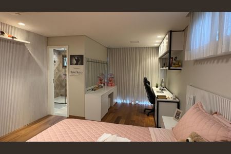 Casa à venda com 360m², 2 quartos e 2 vagas