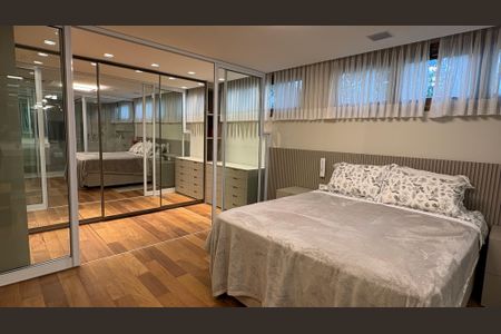 Casa à venda com 360m², 2 quartos e 2 vagas