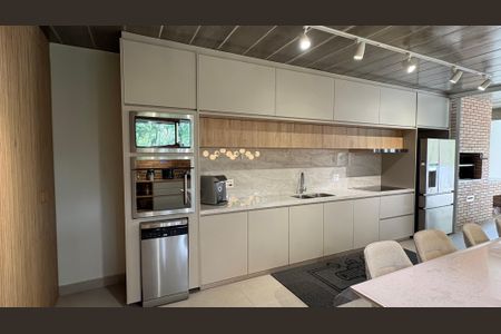 Casa à venda com 360m², 2 quartos e 2 vagas