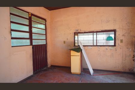 Casa à venda com 858m², 4 quartos e 3 vagas Casa à venda com 858m², 4 quartos e 3 vagasCozinha