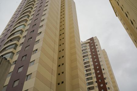 Apartamento para alugar com 74m², 3 quartos e 2 vagasFachada