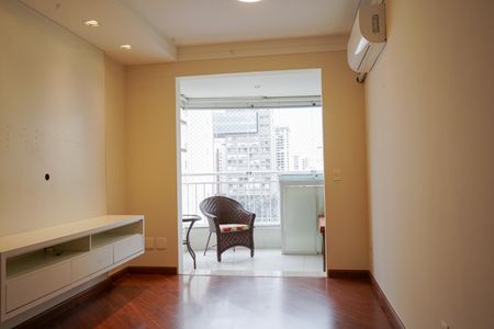 Sala de apartamento para alugar com 3 quartos, 74m² em Vila Azevedo, São Paulo