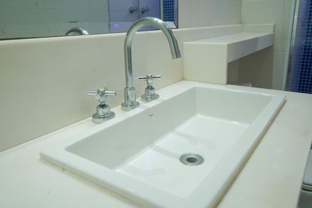 Apartamento para alugar com 74m², 3 quartos e 2 vagasBanheiro