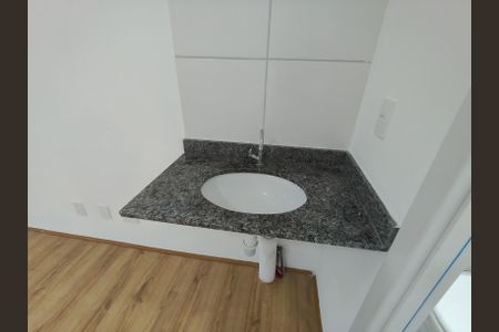 Estúdio de kitnet/studio para alugar com 1 quarto, 32m² em Santo Cristo, Rio de Janeiro