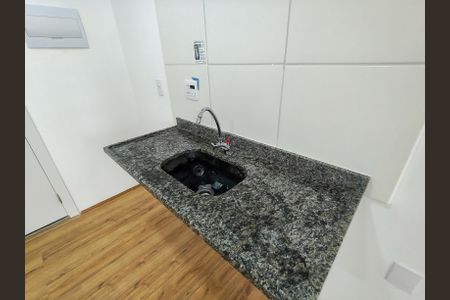 Estúdio de kitnet/studio para alugar com 1 quarto, 32m² em Santo Cristo, Rio de Janeiro