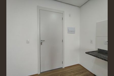 Studio para alugar com 32m², 1 quarto e sem vaga Studio para alugar com 32m², 1 quarto e sem vagaEntrada