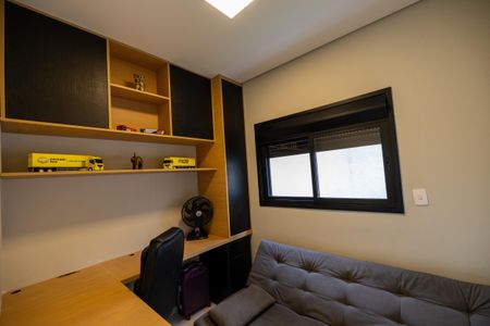 Escritório de casa de condomínio para alugar com 3 quartos, 358m² em Suru, Barueri