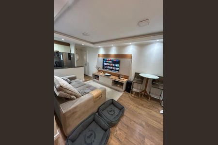 Sala de apartamento para alugar com 2 quartos, 80m² em Jardim Monte Santo, Cotia